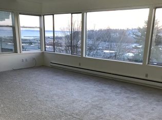 2537 13th Ave W, Seattle, WA 98119