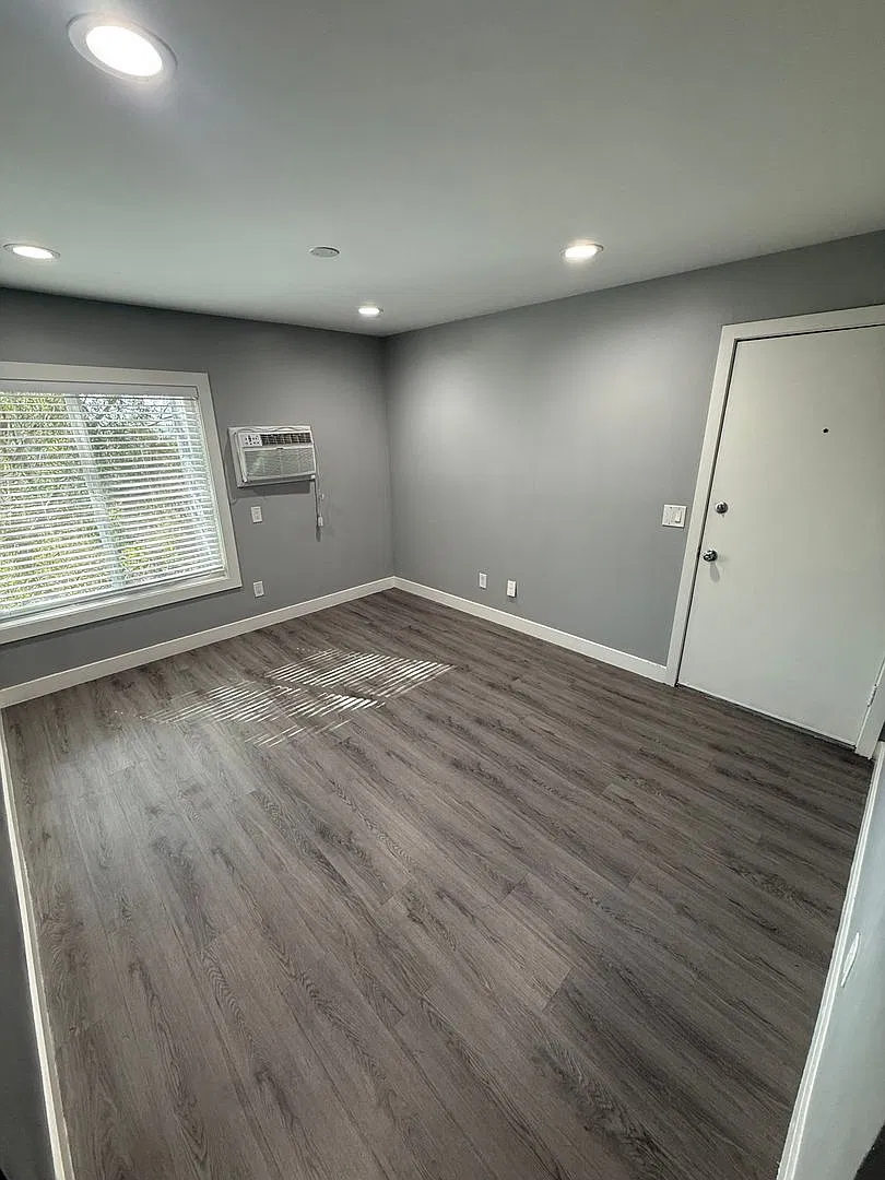 Sterling Terrace — Photo 2
