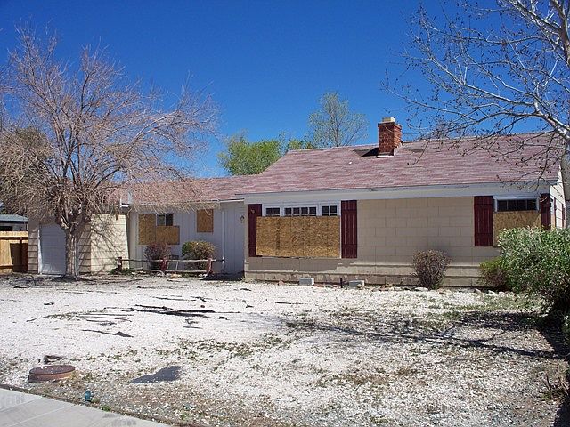 1st image of 1433 Douglas Ave