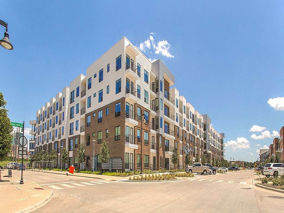 Bexley at Left Bank North Building