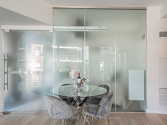 4th image of 20 Bruyeres Mews #327