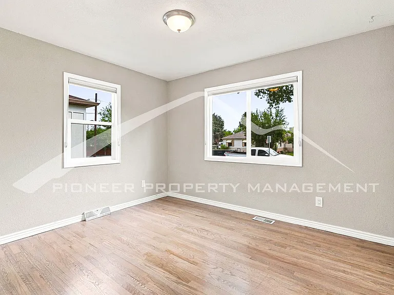 4457 Umatilla St — Photo 8