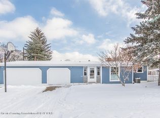 1404 Weber Dr, Lansing, MI 48912