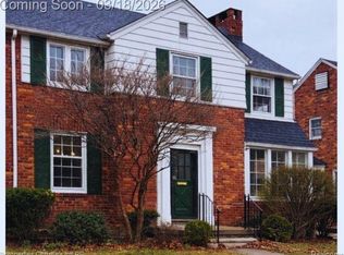 285 McMillan Rd, Grosse Pointe Farms, MI 48236