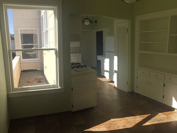 5th image of 387 Hale St