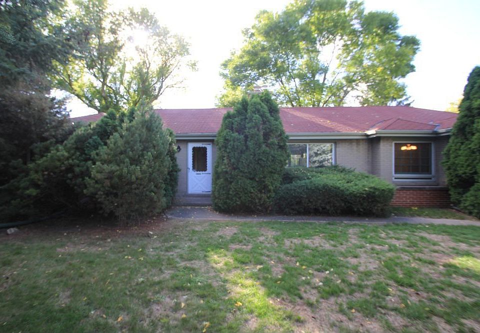 1st image of 3227 N Knoll Blvd