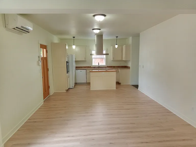 2090 Minnesota St #2090 — Photo 12
