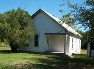 8918 Pennington Rd, Hutchinson, KS 67502