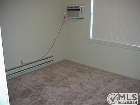 4th image of 6903 Dublin Dr