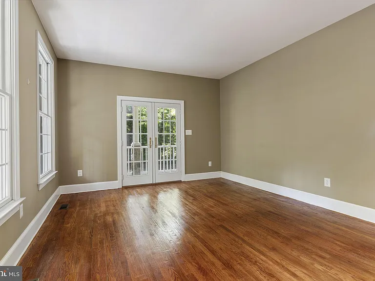 45105 Mill Creek Way — Photo 14
