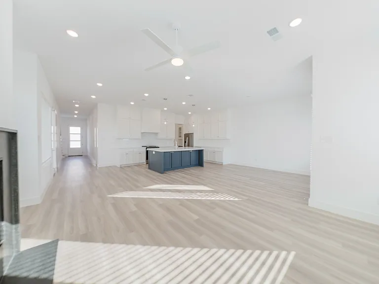 11661 Liberty Commons Ct — Photo 8