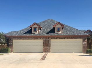 914 Skyview Dr, Midlothian, TX 76065
