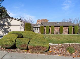 226 Pinetree Ln, Richland, WA 99352