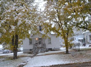 302 E 4th St, Mccook, NE 69001