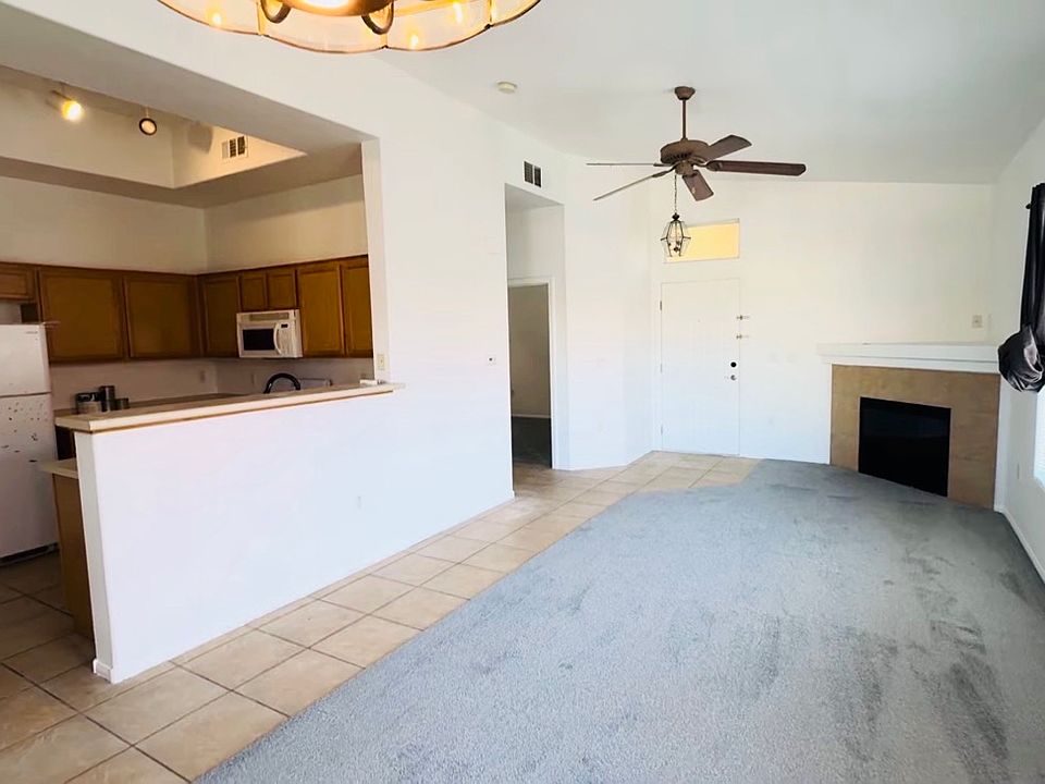 1st image of 2305 W Horizon Ridge Pkwy APT 3623