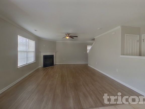 2nd image of 4846 Autumn Oak Dr
