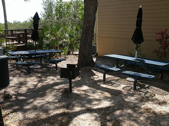 4th image of 1401 S Palmetto Ave APT 104
