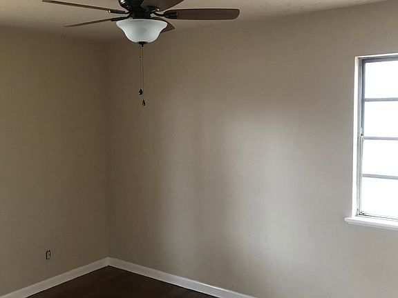 2nd image of 101 Suzanne Dr