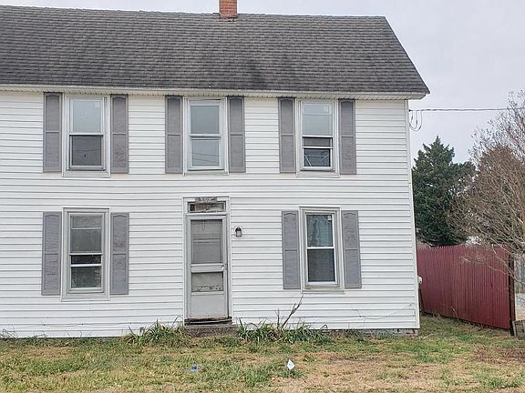 4th image of 302 Taylor St
