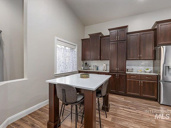 4th image of 5911 W Quintale Dr