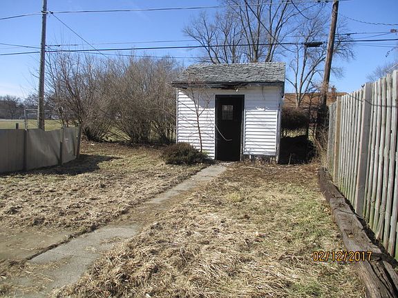3rd image of 177 N Belle Aire Ave
