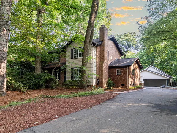 4631 Chuckwood Dr, Mint Hill, NC 28227