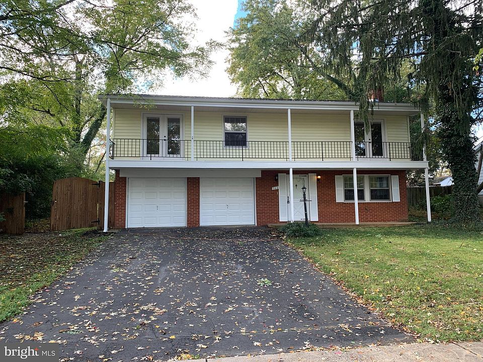 1st image of 702 E Staunton Ave