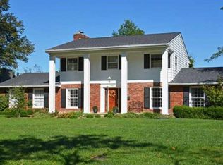 3427 Woodland Pl, Columbus, IN 47203