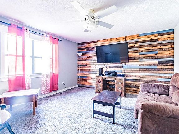 4th image of 14079 Robin Cir #2155