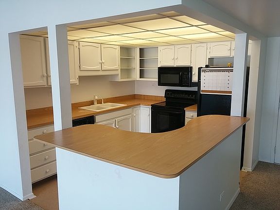 3rd image of 475 Plum Creek Dr APT 204