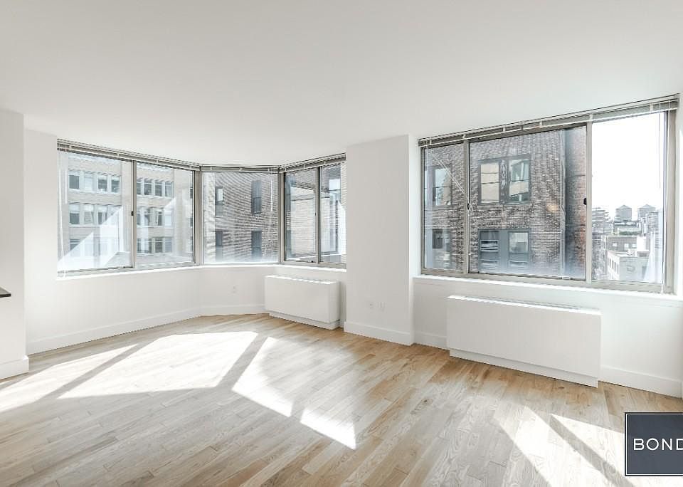 1st image of 200 W 26th St APT 17E