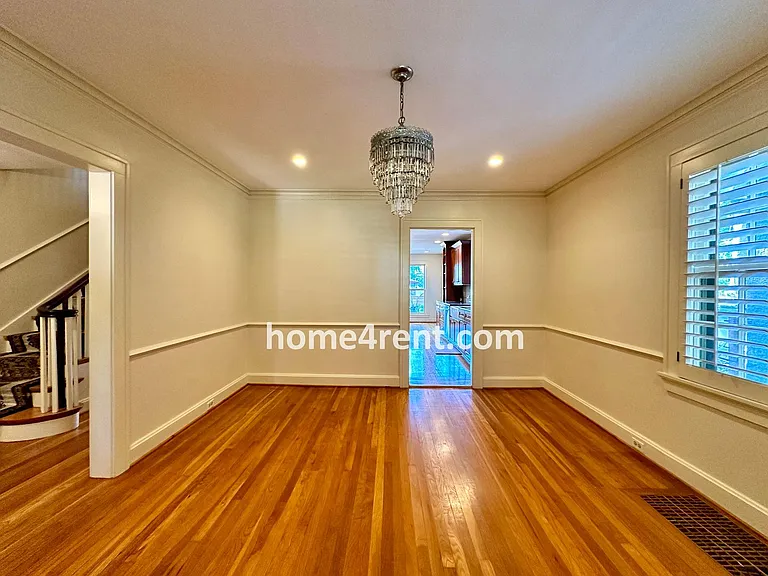 211 W 66th St — Photo 13