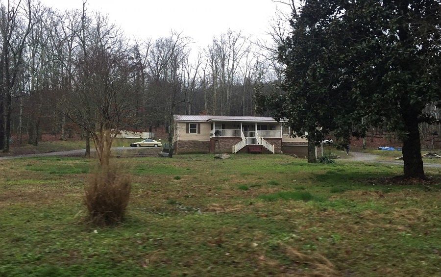 1st image of 452 Brewer Rd
