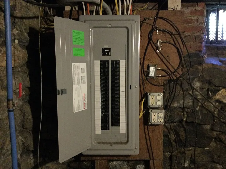 209 W Frederick St — Photo 77