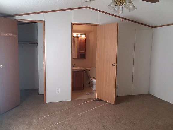 Master BR Closet & Bathroom