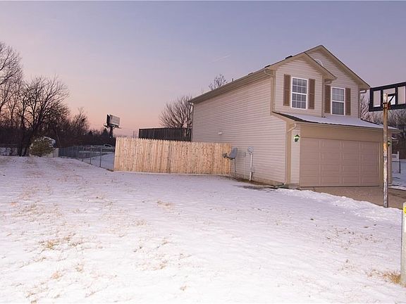 2nd image of 4204 Spire Dr