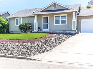 149 Umpqua View Dr, Roseburg, OR