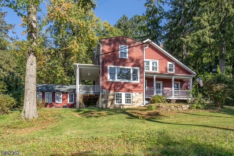 2 bed, 1.5 bath, $3,750 — Photo 3