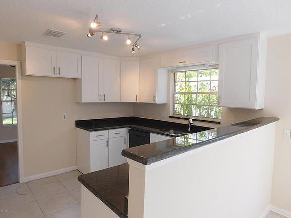 4th image of 4848 Philrose Dr