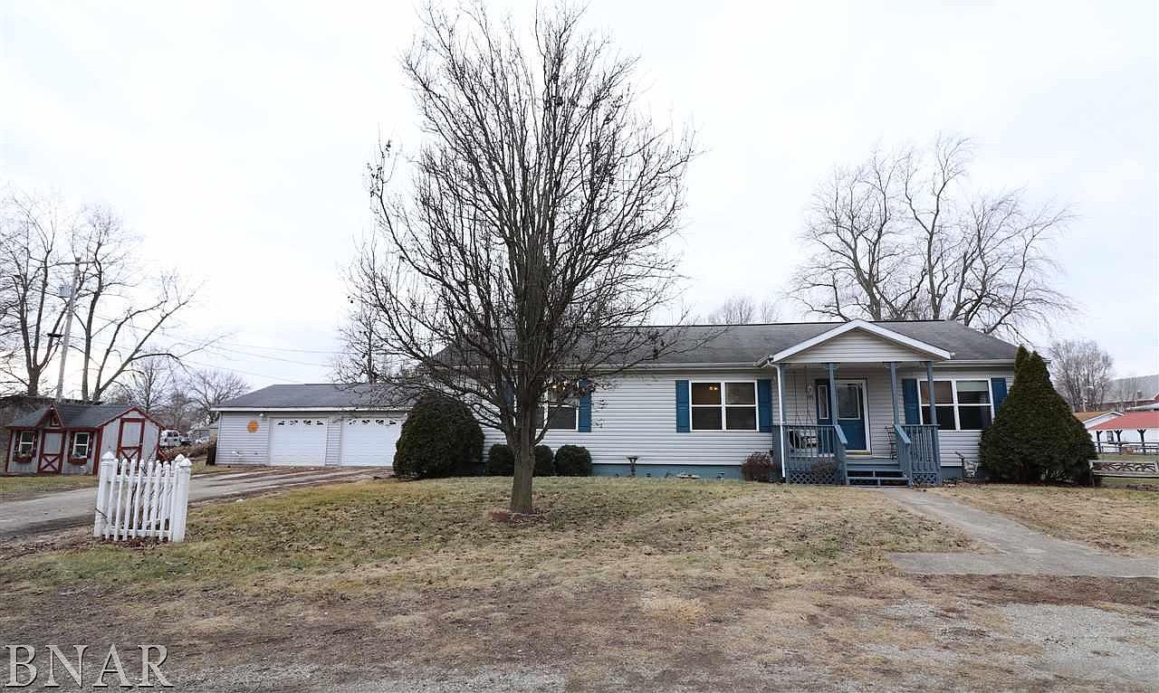 195 N Main St, Niantic, IL 62551 Zillow