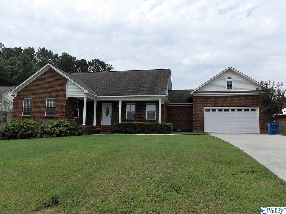 1st image of 166 Stoney Mountain Dr