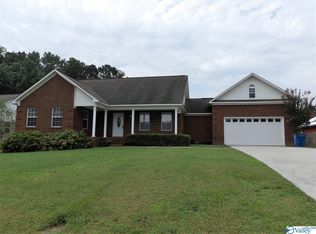 166 Stoney Mountain Dr, Guntersville, AL 35976