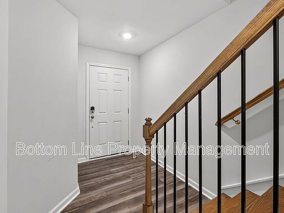 2nd image of 1129 Lily Loch Way