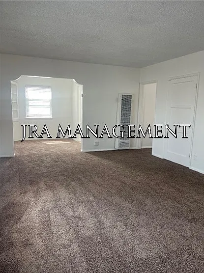 2451 Cedar Ave #5 — Photo 4