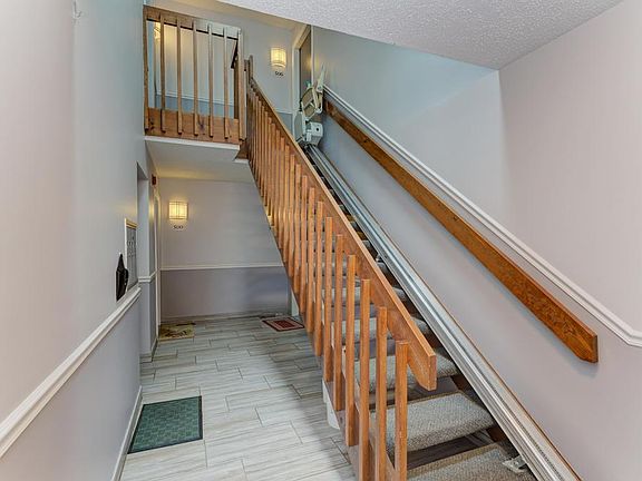 3rd image of 504 Elizabeth Dr #18-B