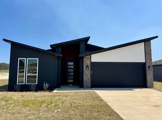 15529 Greenhouse Way, Lindale, TX 75771