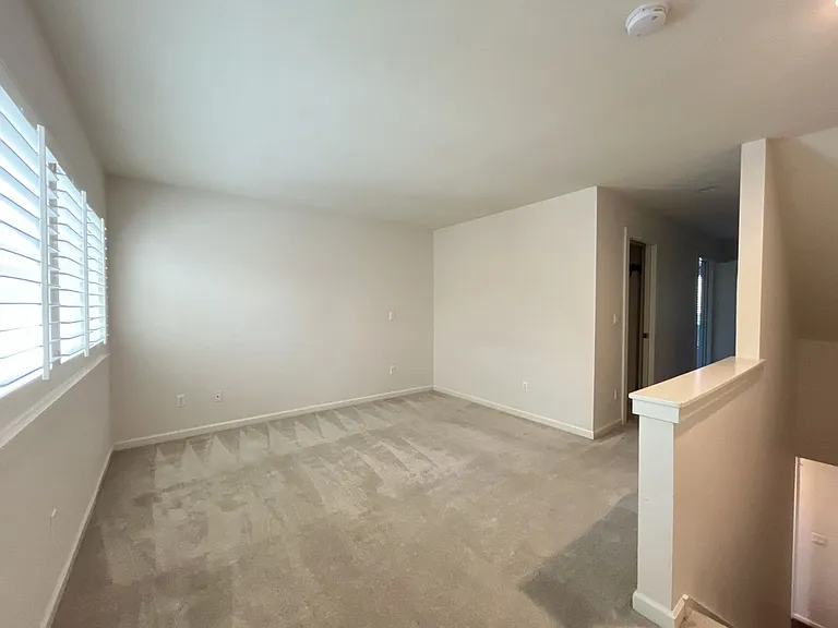 10272 NW Alder Grove Ln — Photo 18