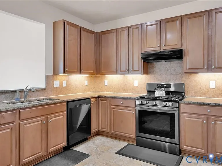 12206 Rotunda Ln — Photo 17
