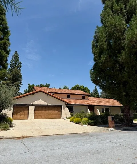 22231 Romar St — Photo 16