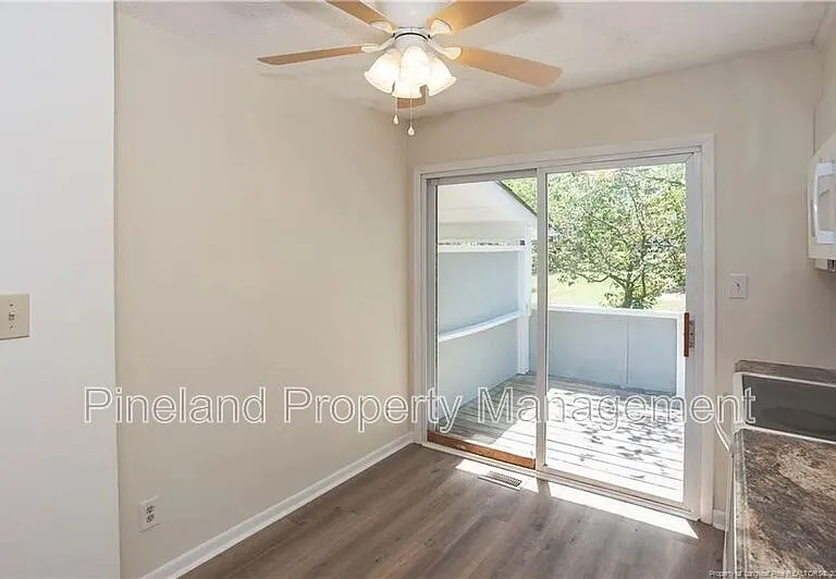 2012 Lakemeadow Dr — Photo 13